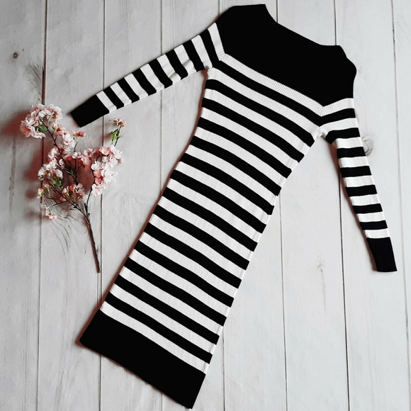 JUSTFAB Crewneck Black & White Striped Ribbed Knit Sweater Dress Size XL - Picture 6 of 10